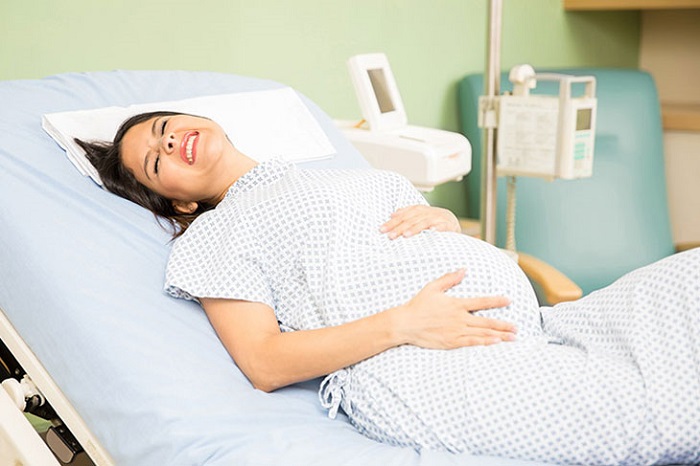Đau bụng là dấu hiệu sắp sinh mà mẹ bầu sẽ gặp phải