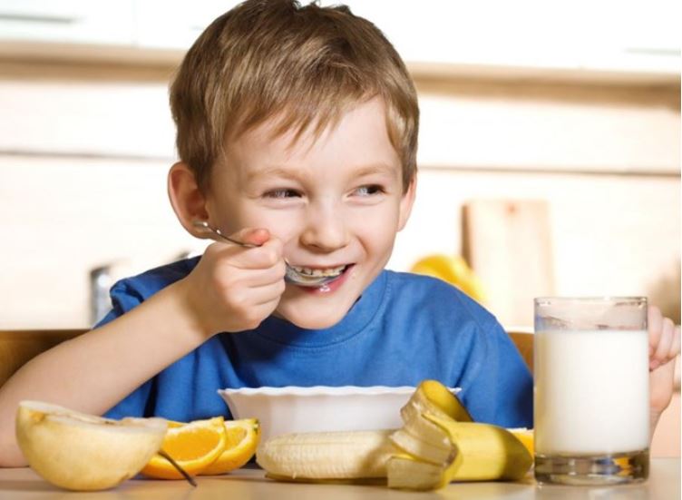 Tăng cường chất dinh dưỡng cho trẻ biếng ăn